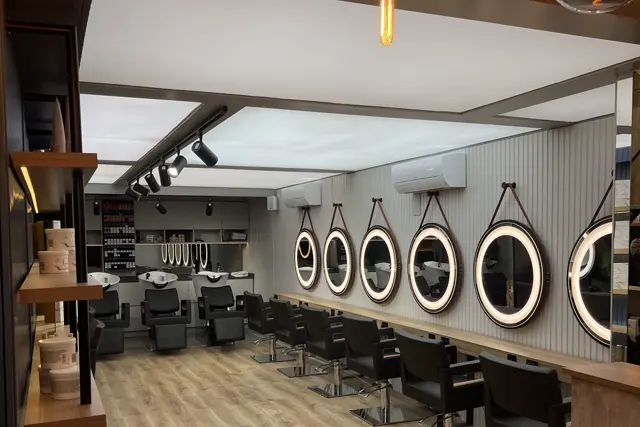 Ambiente do Loft Hair Designer em Alfragide